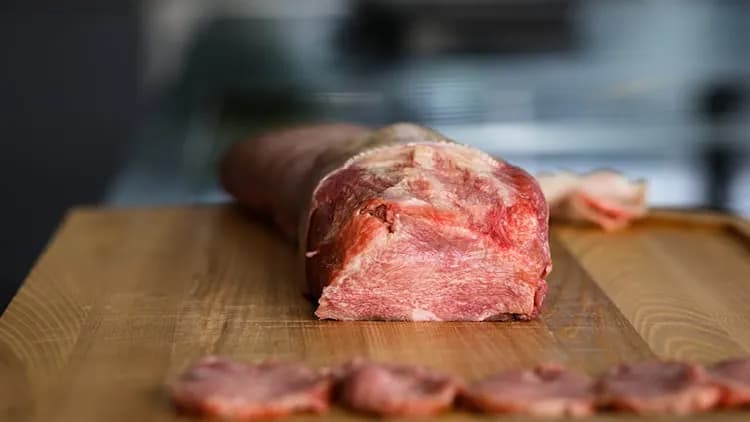 Rezept für Rinderzunge: Traditionell zubereiten mit Meerrettich Rezept für Rinderzunge: Traditionell zubereiten mit Meerrettich