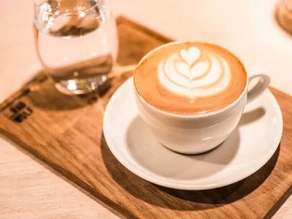 Wie viel Koffein hat Cappuccino? So viel steckt wirklich drin